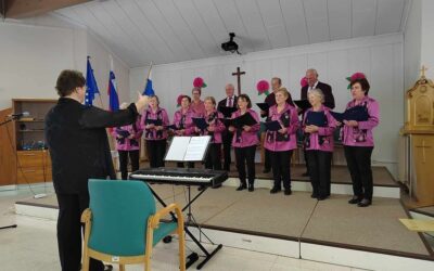Nastop mešanega pevskega zbora  Društva upokojencev Kamnik